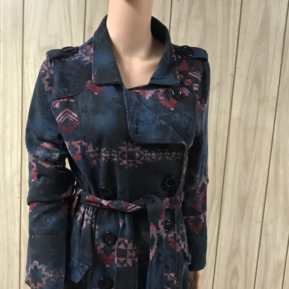 Jacket - Picture 4 of 6